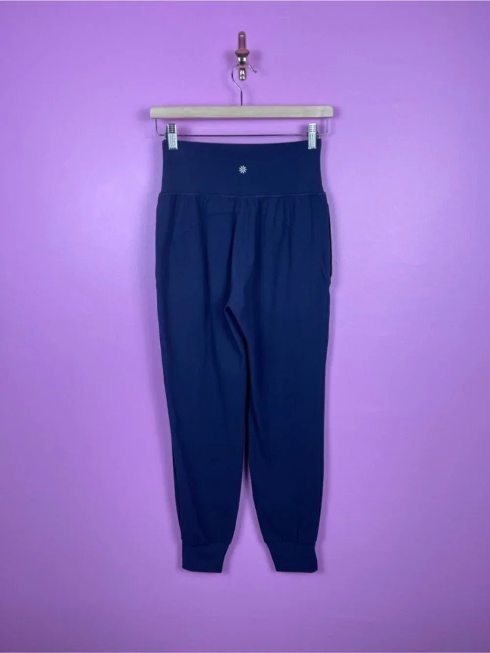 Athleta Salutation High Rise Jogger Navy Powervita Women’s Small